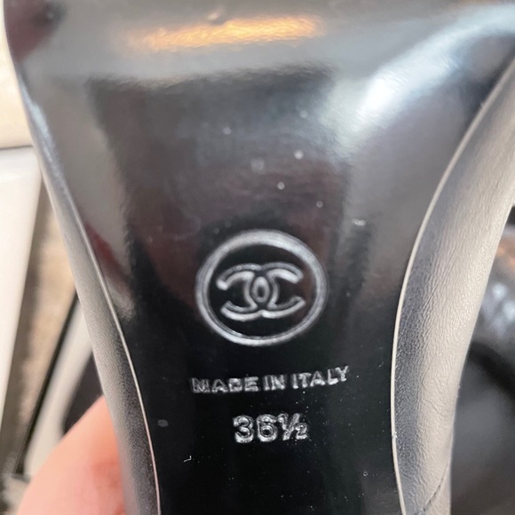 Chanel 2006 Paris-New York black booties 36.5 - Picture 7 of 7